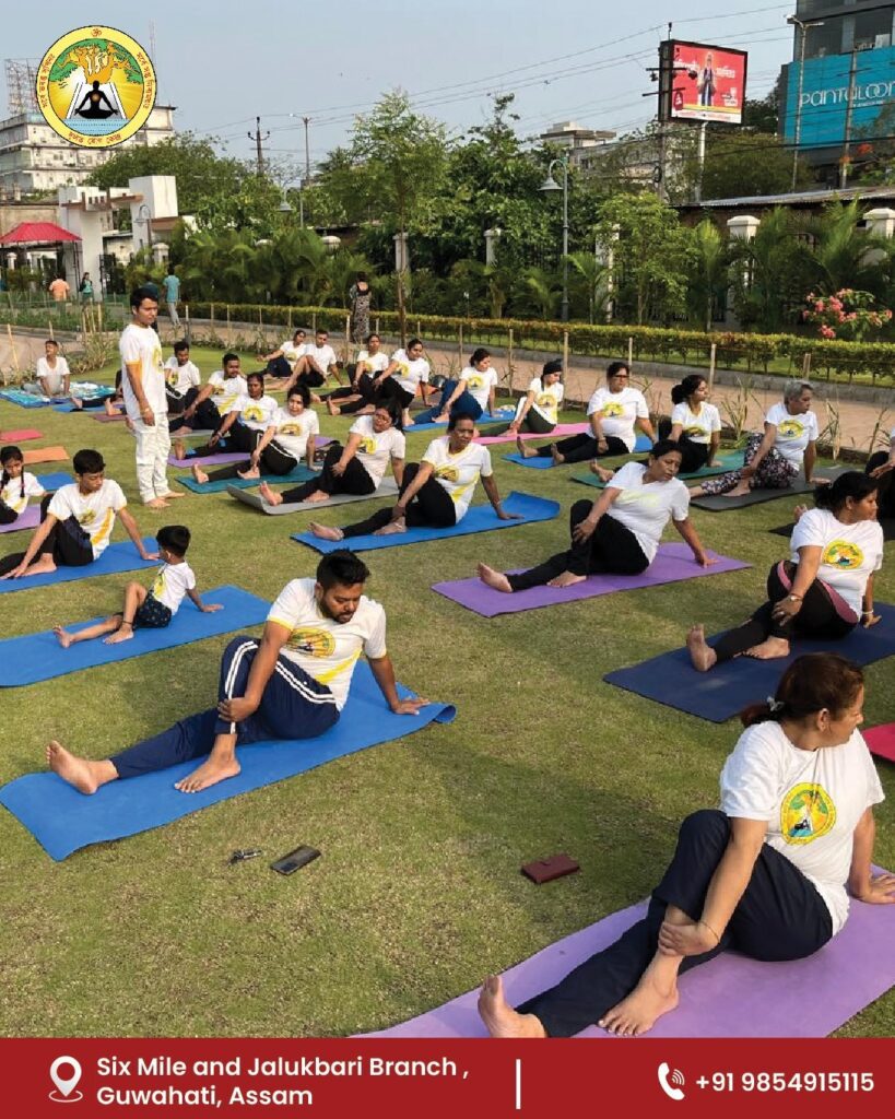 How Yoga Improves Flexibility – Guide for Jalukbari Students?